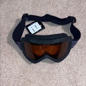 NWT Girl Adult Ski Goggles